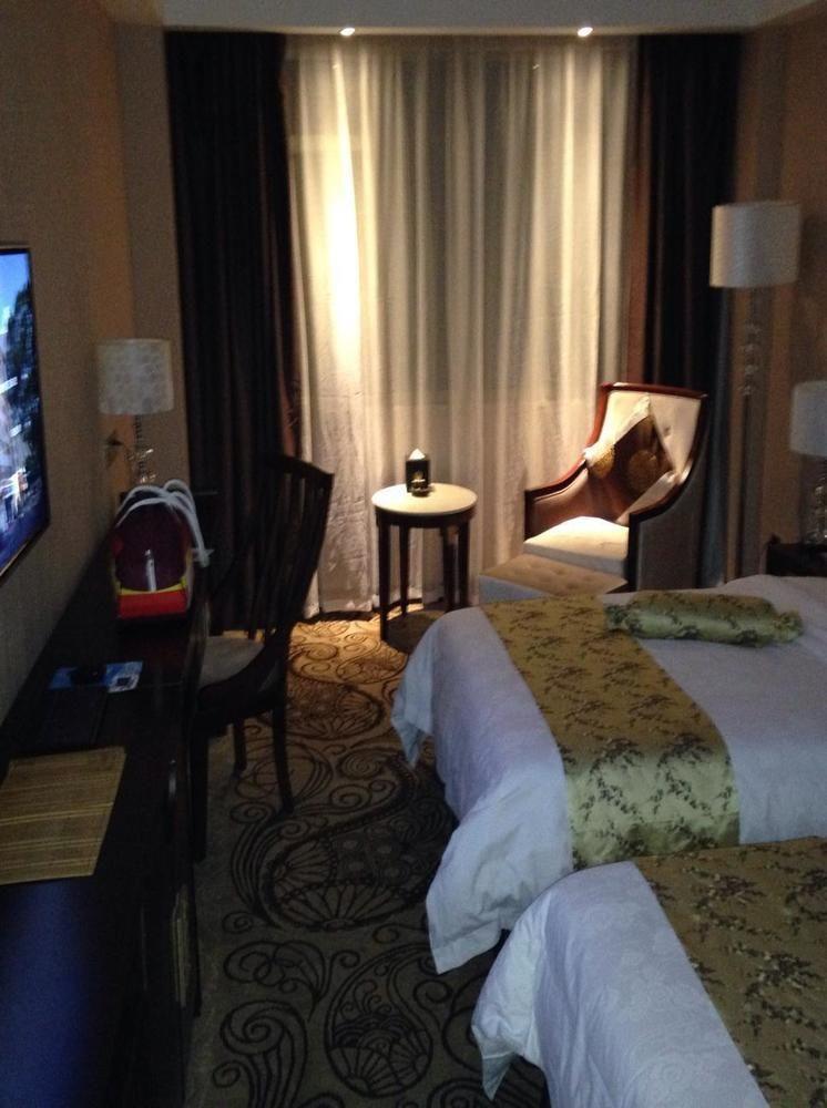 Guilin Golden Crown International Hotel Extérieur photo